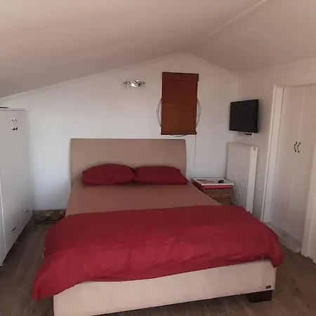 Aj Muestakil Ev Doert Odali * Ayvalı