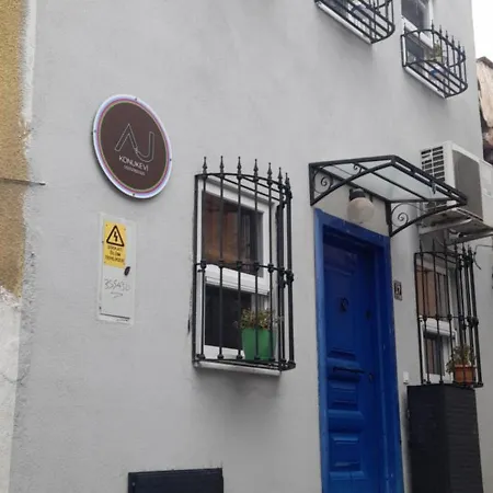 Aj Muestakil Ev Doert Odali Hébergement de vacances *