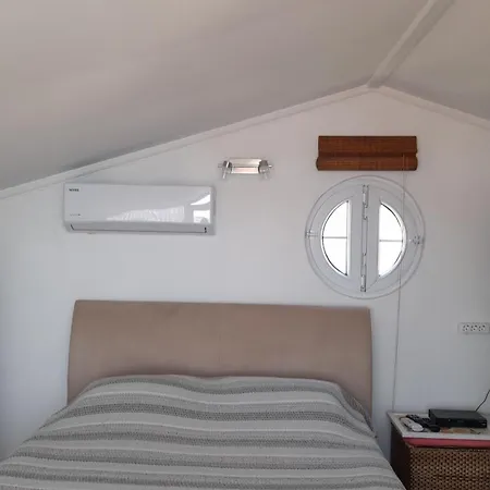 Aj Muestakil Ev Doert Odali