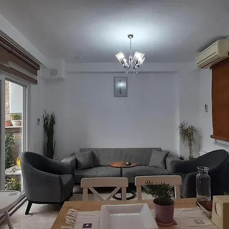 Aj Muestakil Ev Doert Odali Prázdninový dům Ayvalı
