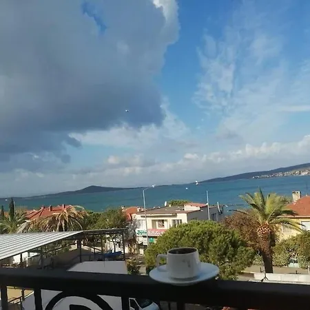 Aj Muestakil Ev Doert Odali Ayvalı