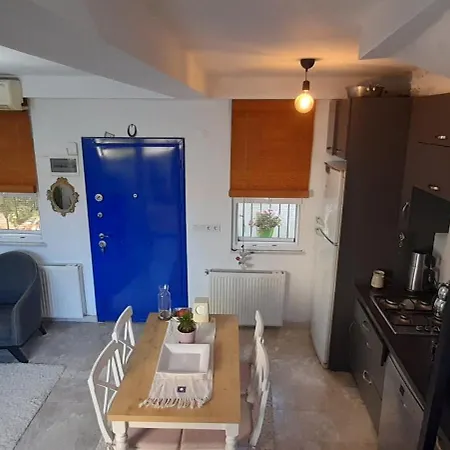 Aj Muestakil Ev Doert Odali Casa de Férias Ayvalı