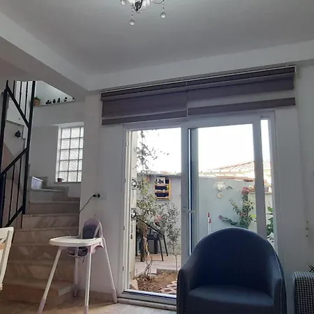 Aj Muestakil Ev Doert Odali * Ayvalı