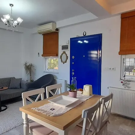 Aj Muestakil Ev Doert Odali * Ayvalı