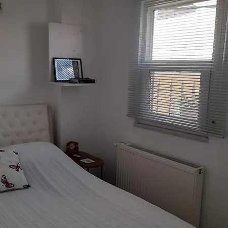 Aj Muestakil Ev Doert Odali Vakantiehuis Ayvalı