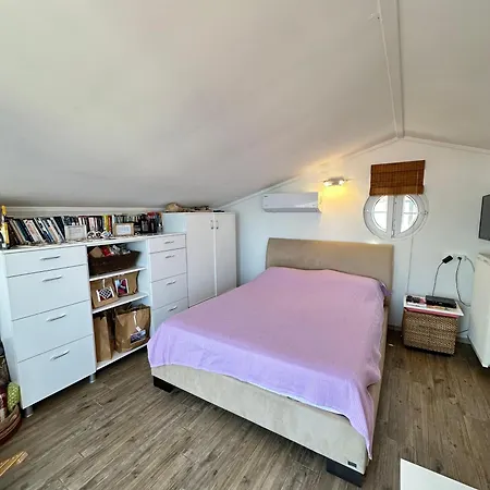 Vakantiehuis Aj Muestakil Ev Doert Odali Ayvalı